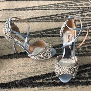 Size 6 Badgley Mischka blue diamond heels
